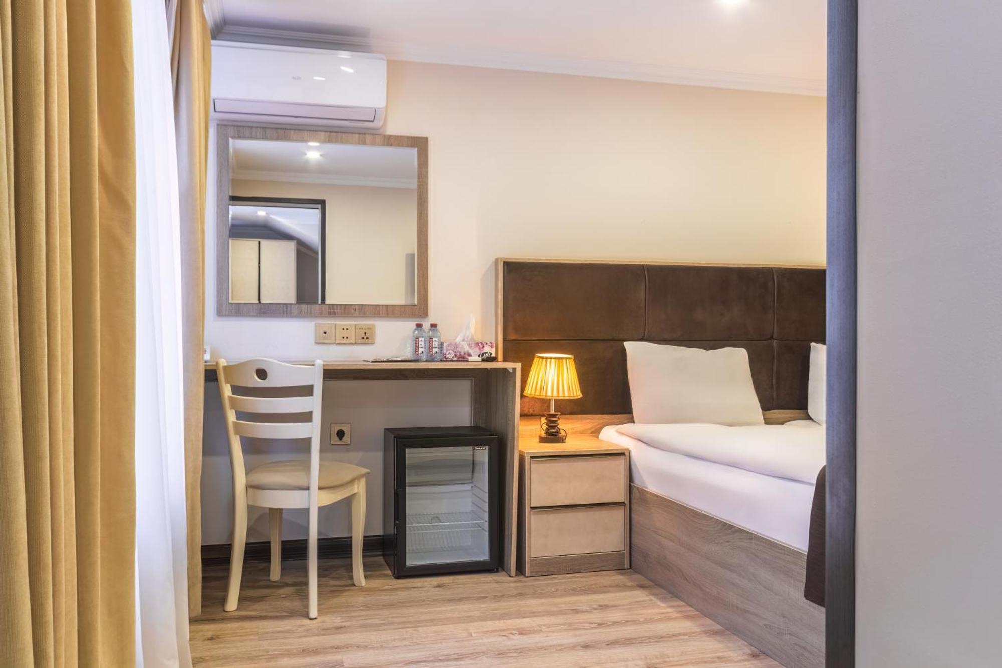 Deluxe Hotel Bakü Dış mekan fotoğraf