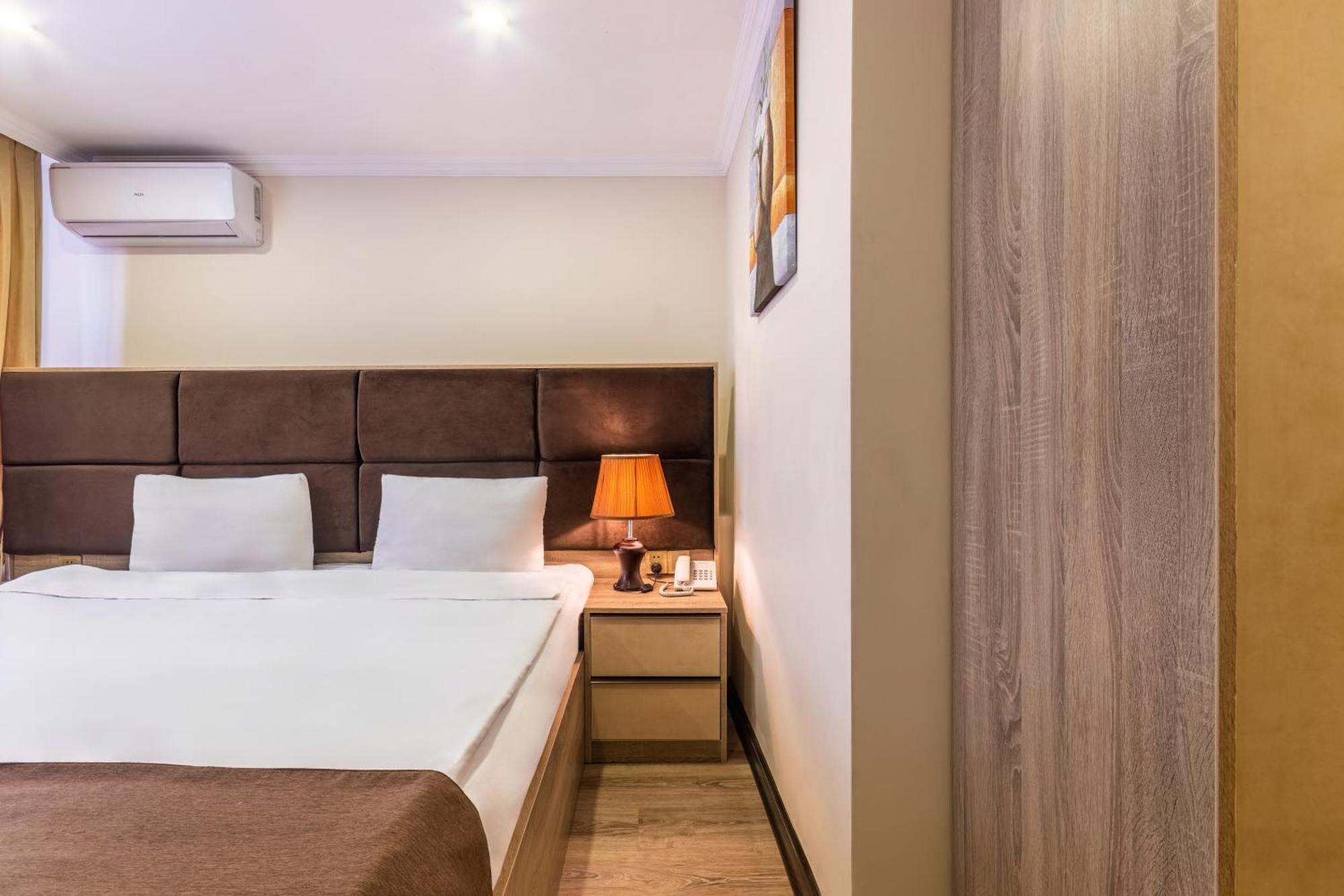 Deluxe Hotel Bakü Dış mekan fotoğraf