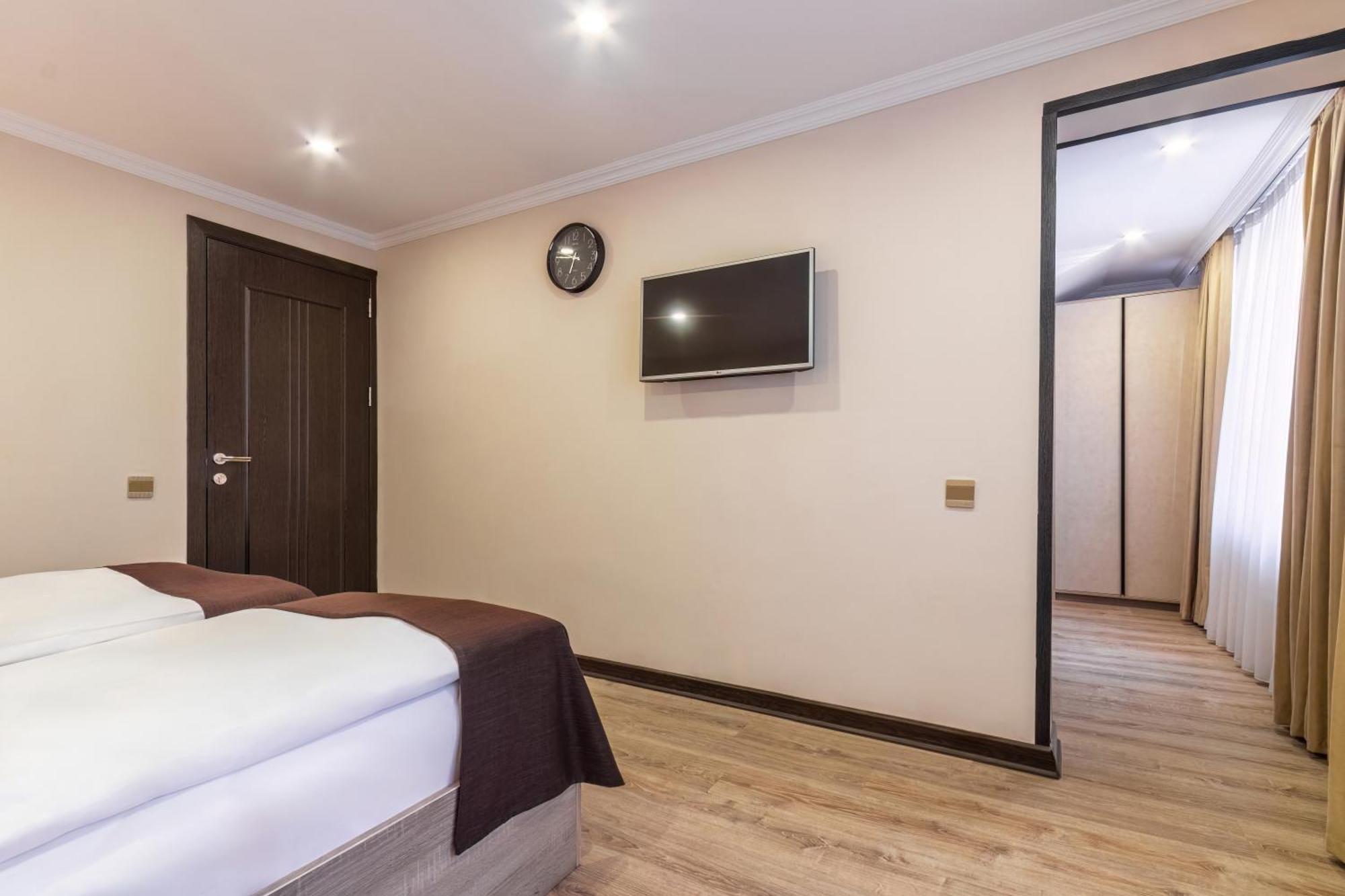 Deluxe Hotel Bakü Dış mekan fotoğraf