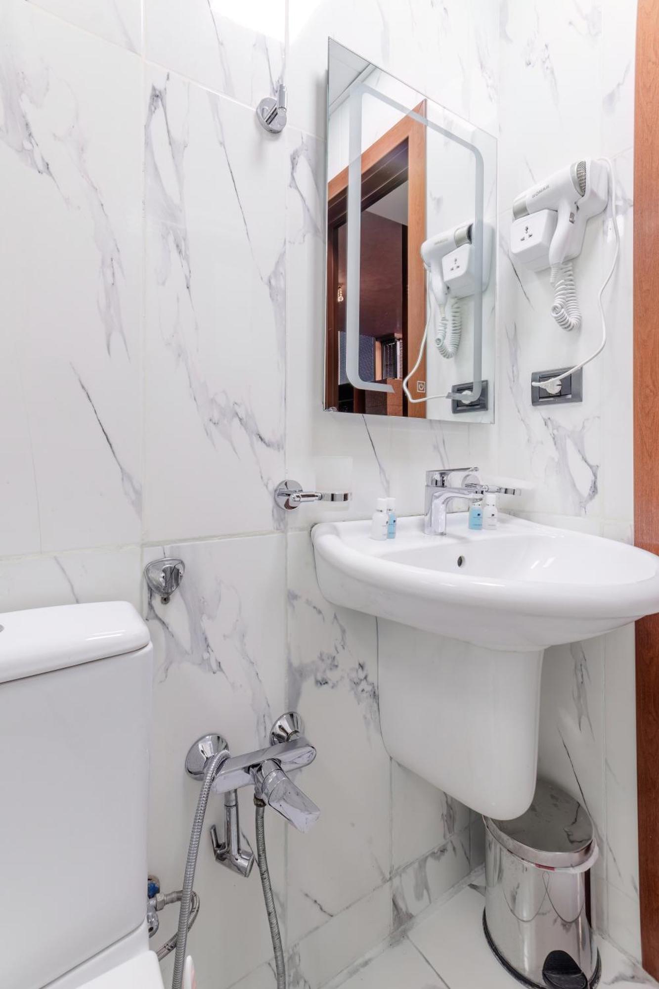 Deluxe Hotel Bakü Dış mekan fotoğraf